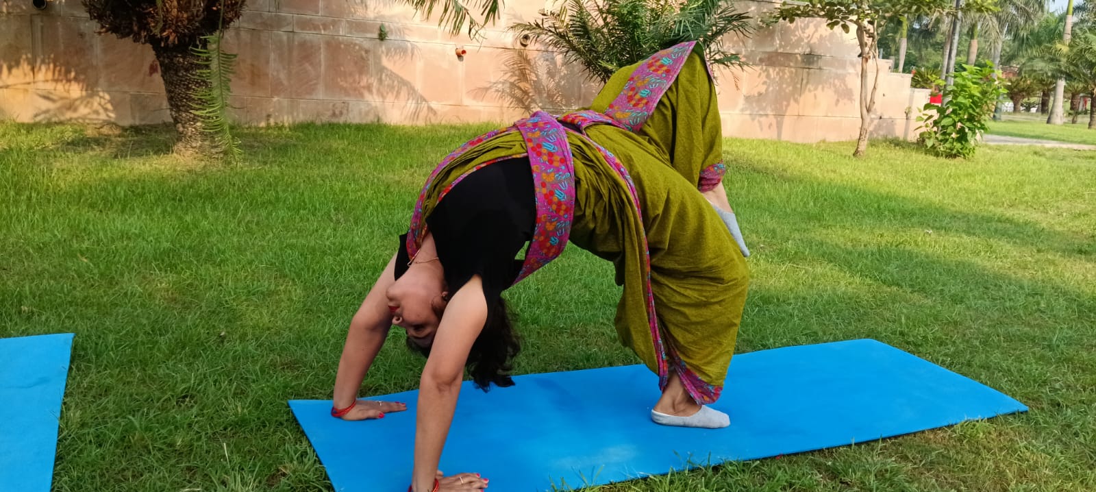 kajal singh yoga teacher