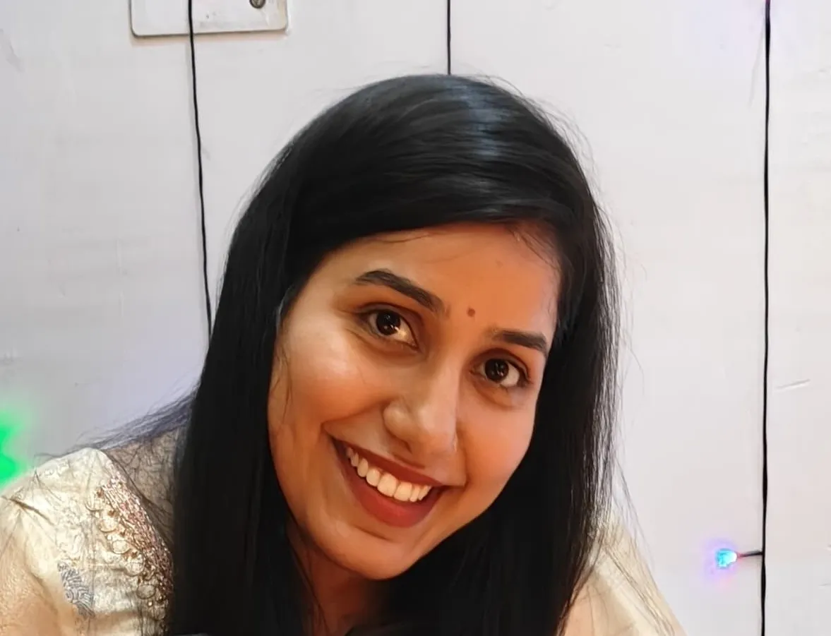 Minakshi – Yoga Teacher
